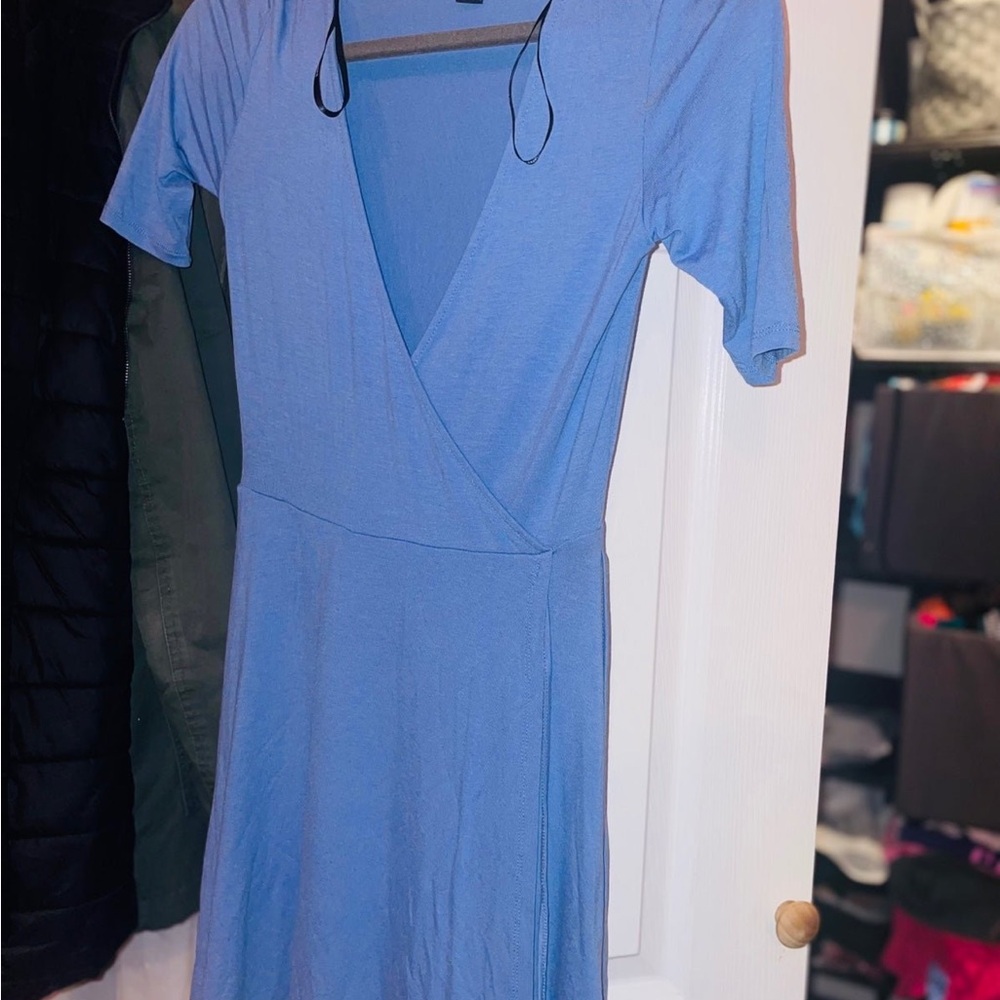 Dress - Picture 5 of 7